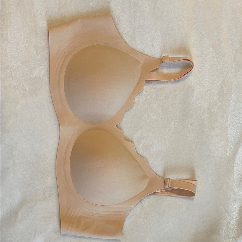 Elegant Seamless Tan Bra